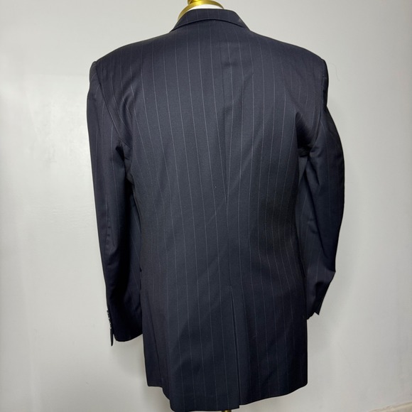 Jos A Bank Signature Collection Mens Navy Pinstripe Wool Suit 40R 32W - Picture 2 of 7